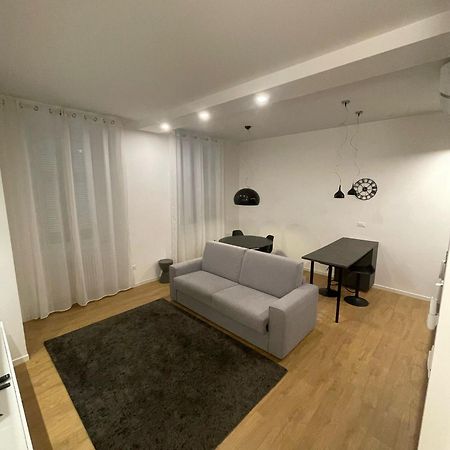 Trieste Centrale Luxury Apartament In Stile Moderno Exterior foto