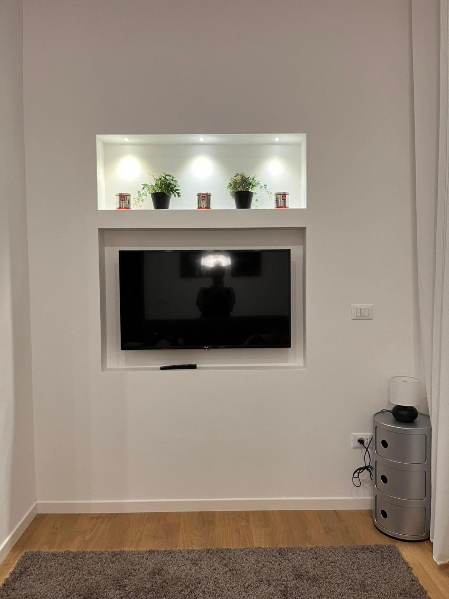 Trieste Centrale Luxury Apartament In Stile Moderno Exterior foto